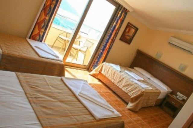 Honeymoon Beach Marmaris Rum bild